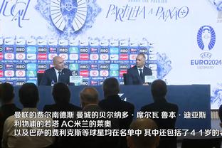 Podolski:'Tôi suýt đến Man City khi còn ở Bayern và các CLB Trung Quốc đã đưa ra những lời đề nghị điên rồ'